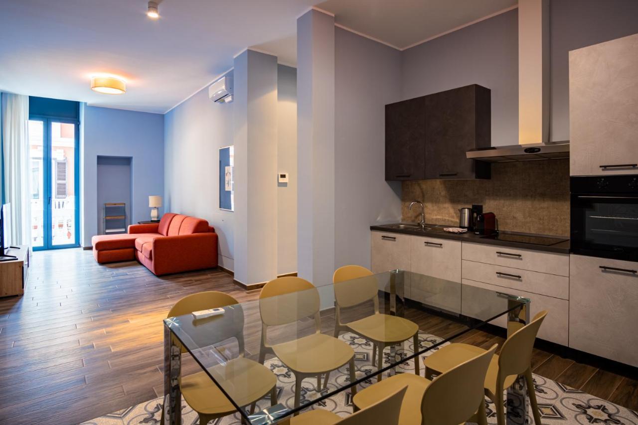 Palazzo Zippitelli Apartments Bari Extérieur photo