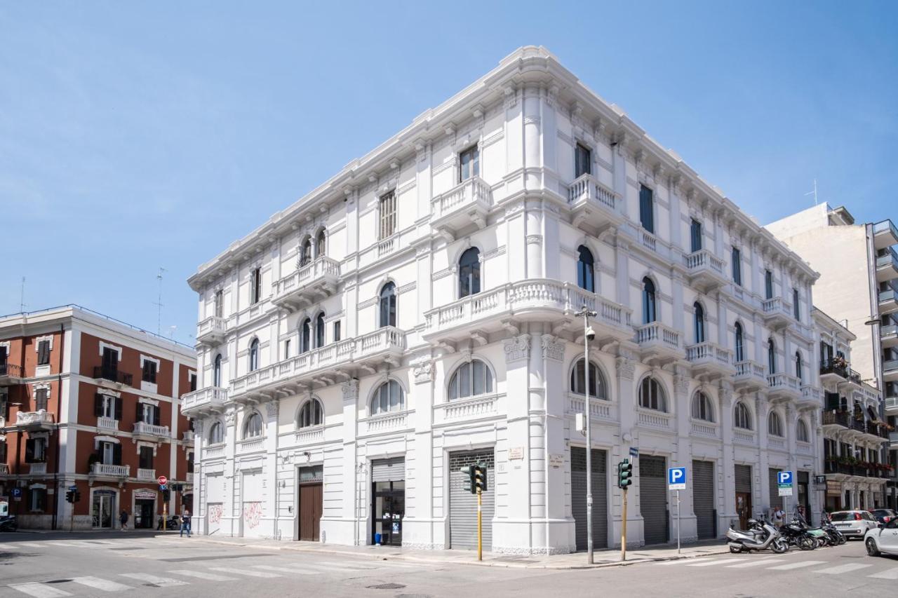 Palazzo Zippitelli Apartments Bari Extérieur photo