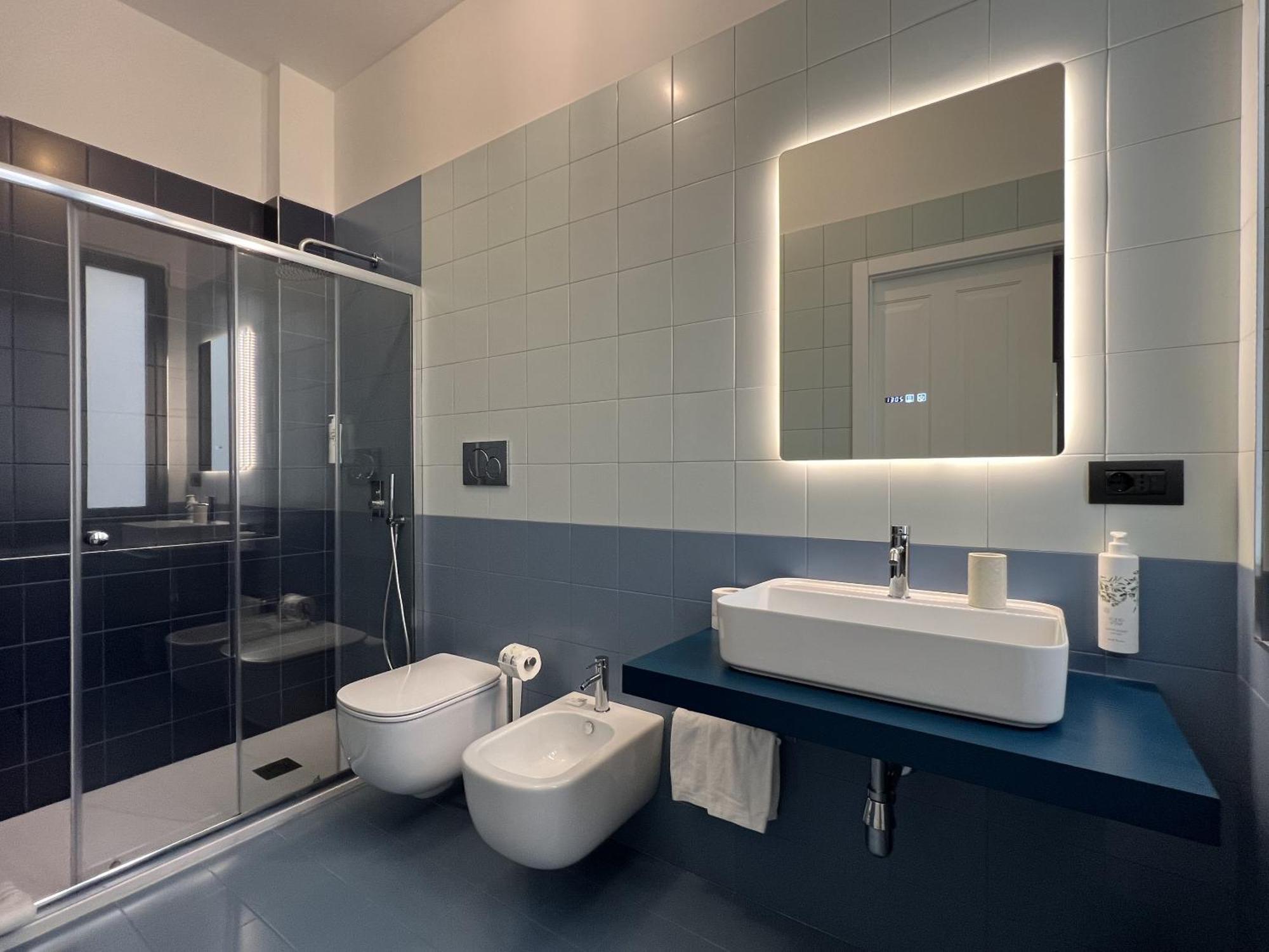 Palazzo Zippitelli Apartments Bari Extérieur photo